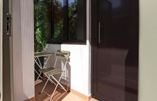 AthenianNest Sarri Boutique Studios Psyrri - Foto 32