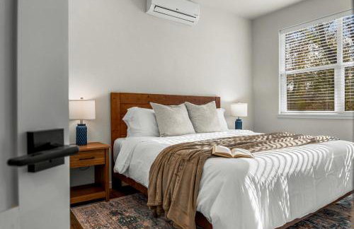 The Downtown Loft - Pet Friendly - NEW BUILD ADU - Foto 3