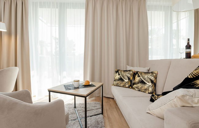 Jantaris Apartments by Renters - Photo 56