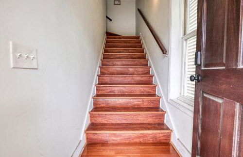 Prime Location - Stylish 2BR Minutes to Downtown - Foto 13