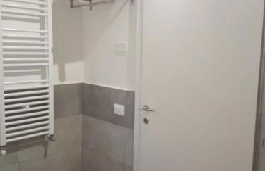 The judas trees - Foto 19