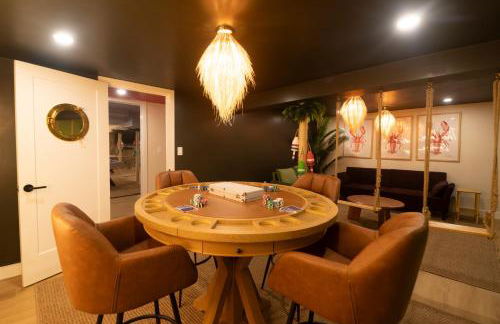 Cape Cod heated Pool, Putting Green, Speak Easy, Game room, - Foto 6