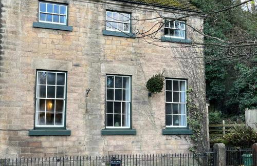 Makeney Chapel - Photo 1