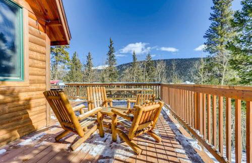 Lovely House Tucked in the Pines with Private Hot Tub - Pura Vida - Foto 5