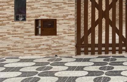 Casa aconchegante prox ao Sesc Bertioga 2 quartos, 2 banheiros - Foto 2