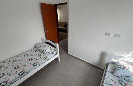 Casa Aconchegante em Itanhaem- Piscina e Churrasqueira 6 pessoas - Foto 20