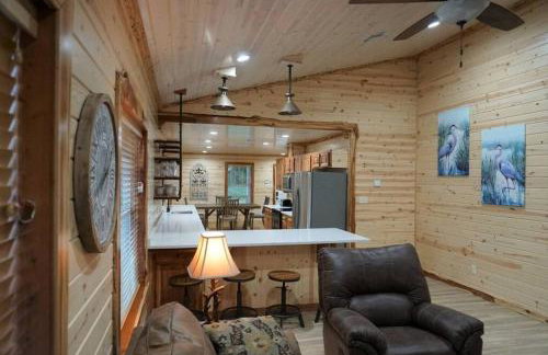 Toledo Queen Lakefront Custom 4 BR Home, Boathouse - Foto 1