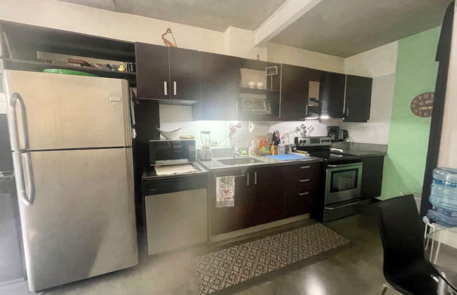 Beautiful Spacious Loft 2 Bedrooms 2 Full Baths 2 car Garage in Downtown - Foto 16