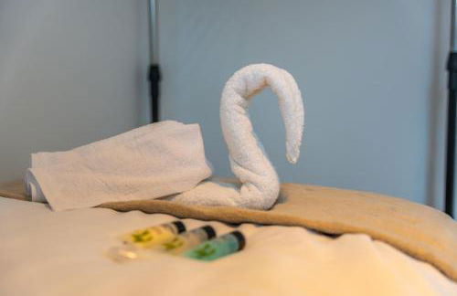 Modern Spacious 4 Bed Hayes Home with Free Parking - Foto 23