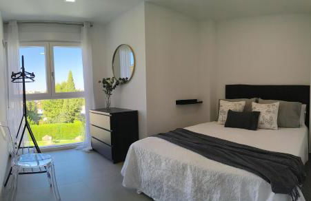 Casa con jardín, aparcamiento - Photo 23