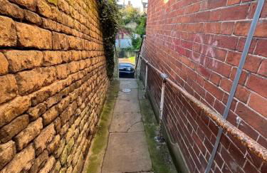 2 bedroom Hidden Gem in Stamford with parking - Foto 62