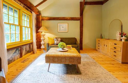 Unique Fully Restored Landmark Barn in Hudson - Foto 79