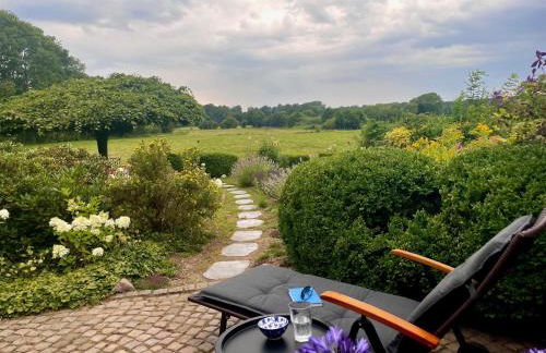 Reetdachhaus in Seenähe, Ruhige Lage, Kamin & Terrasse - Foto 24