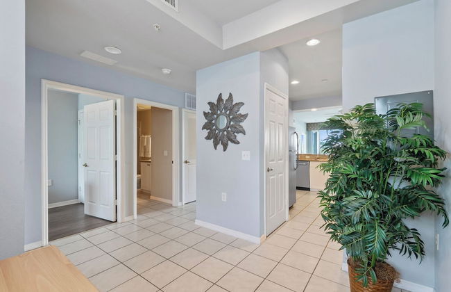 Asiago Vacation Rental at Lely Resort. Newly Furnished 2-Bedroom Condo with Stunning Lake & Golf Views. Spacious Retreat with Private Lanai, Resort Pool, Hot Tub and Gym Access - Photo 15