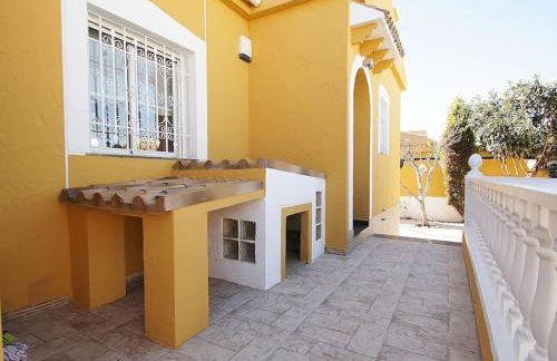 Agradable villa con piscina - Foto 17