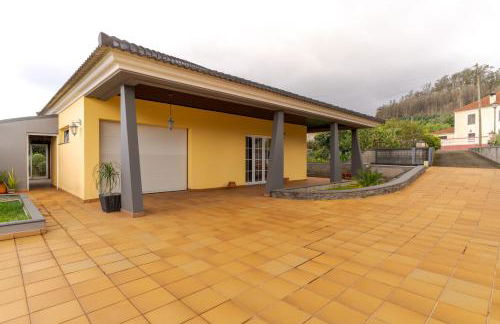 Porto Moniz Yellow House - Foto 10