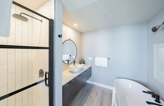 Sunrise Ridge Waterfront Resort - Photo 68