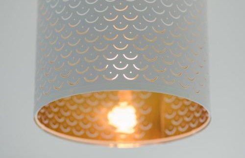 iSTAY APARTMENTS at VIZION - Fully Equipped Modern Serviced Apartments with Balconies, Superfast Broadband, Free Allocated Parking Space, 24h Security, Rooftop Gardens, Located in Central MK - Photo 59