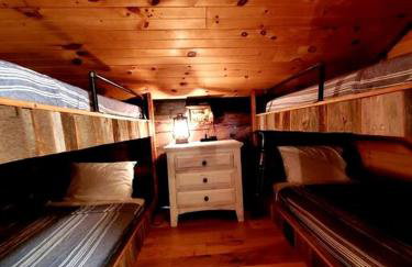 Renovated Cottage with Spa Surrounded by Beautiful Hiking Trails by Tappan Lake in Ohio - Foto 16