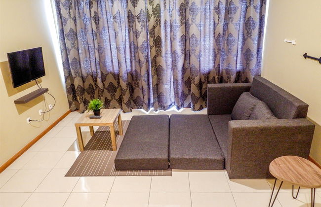 3 Bedrooms Apartment Grand Palace Kemayoran by Travelio - Foto 15