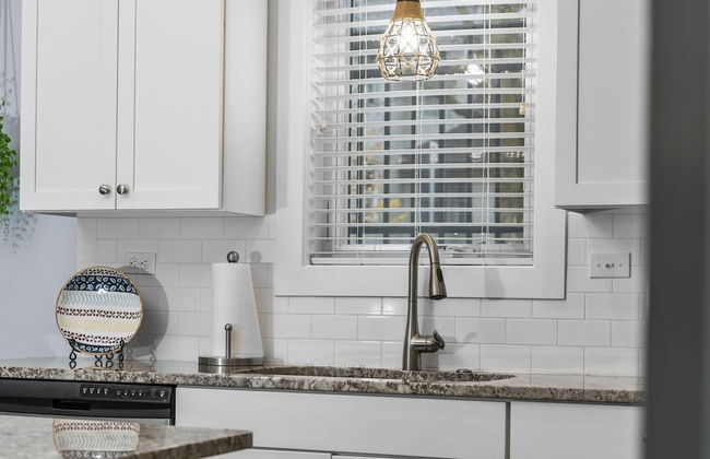 The Heart of TC 2BDR Condo Unit 115 - Foto 34