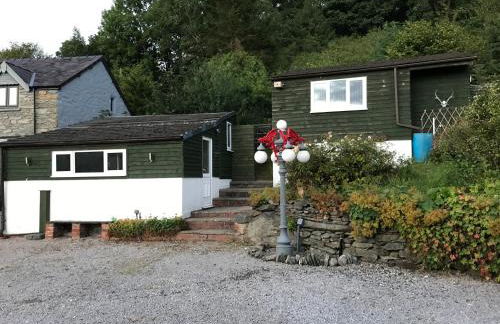 Poplar Lodge, Dee Valley Stays - cosy microlodge with detached private shower & WC - Photo 28