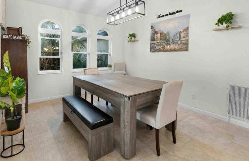 Plantation Pool Home with Hot Tub Sleeps 10 - Foto 9