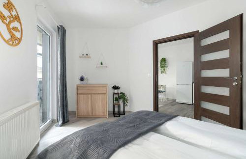 Subtle Apartment in Poznań with Parking Close to the Airport by Noclegi Renters - Foto 15