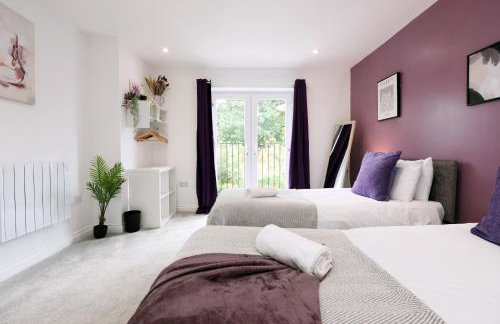 large 2 bed central apartment with balcony and private parking - Foto 47