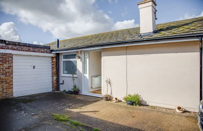 Bungalow 2 min Walk to Beach and sea Sleeps 6 - Foto 55