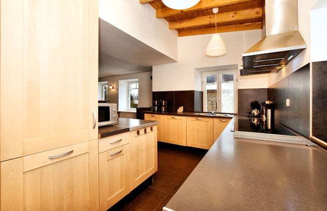 Holiday Home Ideal for Groups - Photo 18