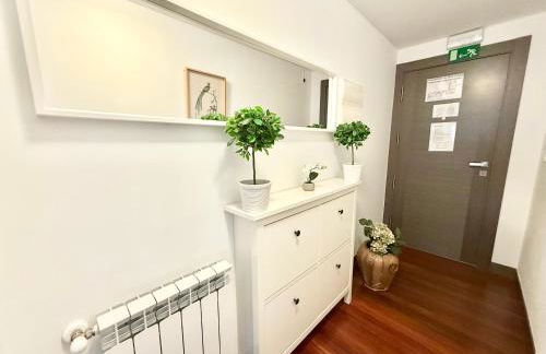 Castro Holidays - Céntrico Piscina Urbanización Garaje Gratis - Foto 33