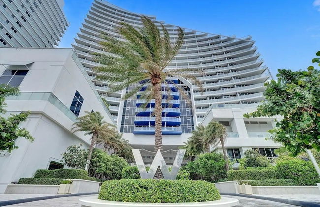 W Residences 2 Bedroom Suite 2 Condo by RedAwning - Photo 43