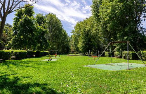 Family Home - Green & Quiet Area - Foto 32