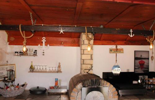 Apartments Solis, 50 m from the sea - Jakišnica - Photo 6