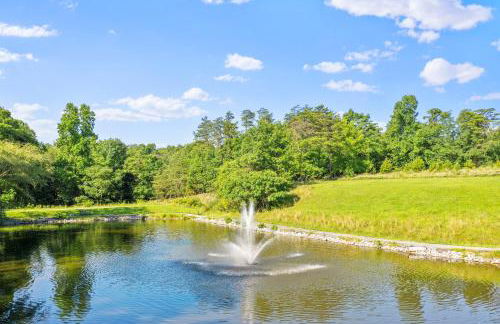 Dog-Friendly A-Frame with Hot Tub and Firepit - Foto 37