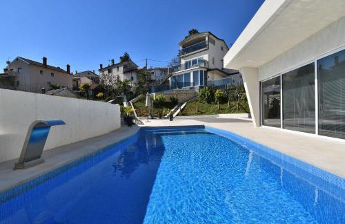 Apartments Lux with pool - Foto 7