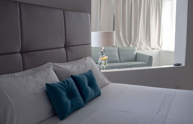 V Royal Luxury Villas - Foto 23