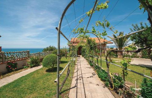 Stunning Apartment In Porto Alabe - Foto 5