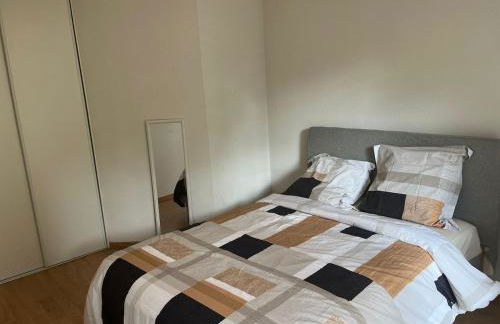 Le Square Terrace - Wifi - Calme - Foto 12