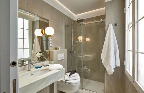 Lodgingmalaga Plaza de la Constitución - Photo 26