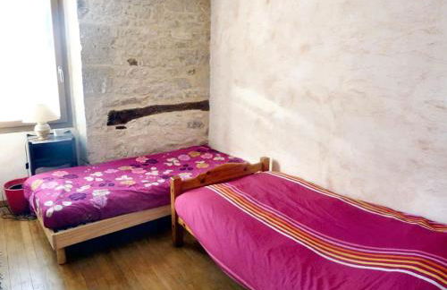 Maison chaleureuse à Lalbenque avec jardin clôturé - Photo 13