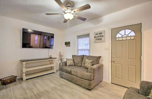 Walk to Tennyson St! Pet-Friendly Denver Home - Foto 11