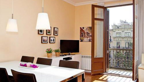 Apartment Eixample Esquerre Gran Via Balmes by Interhome - Foto 2