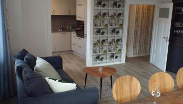 Ferienwohnung Mittendrin mit Parkplatz - Foto 5