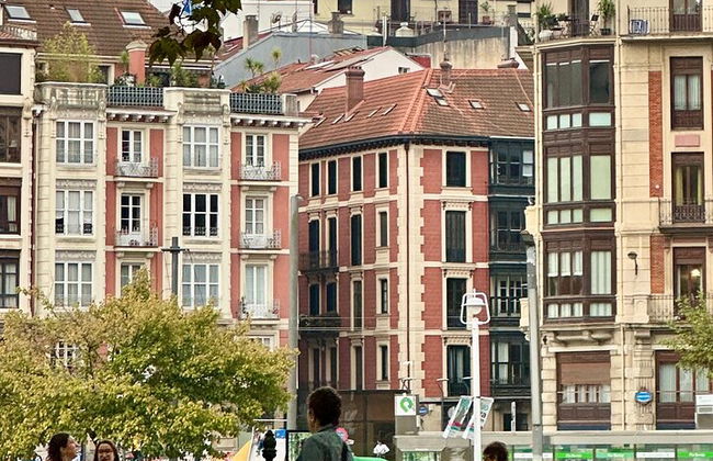 Excursión a pie de 2 horas por Bilbao Iconos y Safari fotográfico - Foto 7