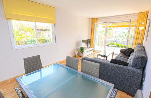 LITORAL COSTA DORADA - BAHIA DORADA Only families - Photo 16