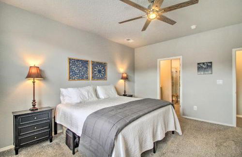 Family-Friendly Rio Rancho Home Near Old Town - Foto 12