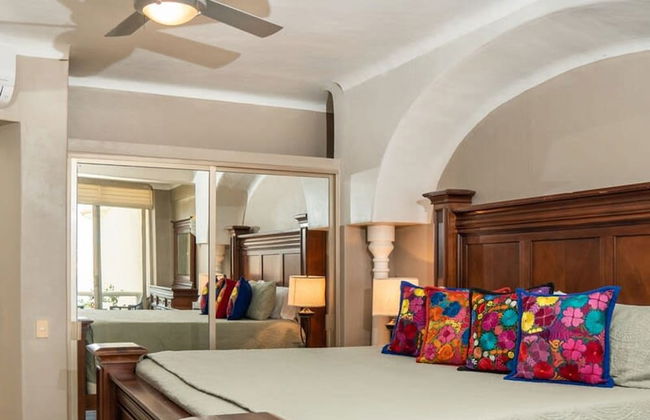 Ocean Front Condo With Pool Sleeps 6 Adults - Foto 17