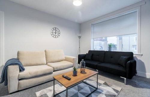 Kirkview Apartment - Photo 7